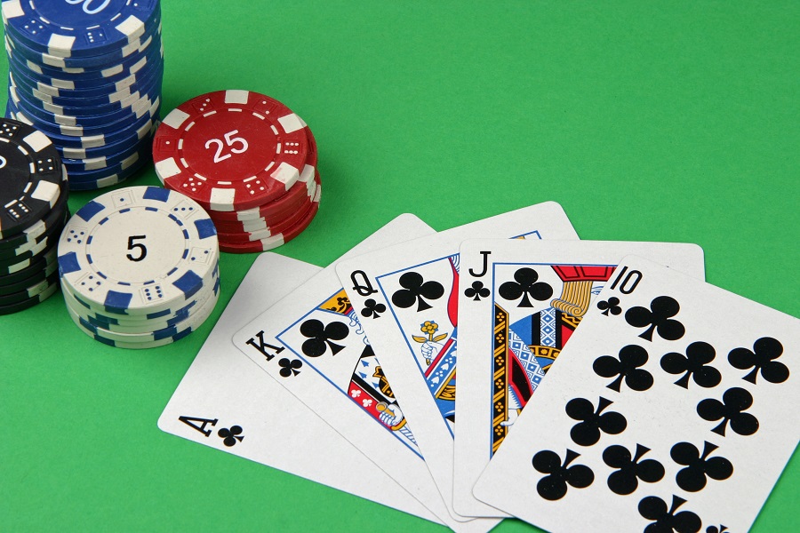 Онлайн казино карточные игры покердом подарок на день рождения