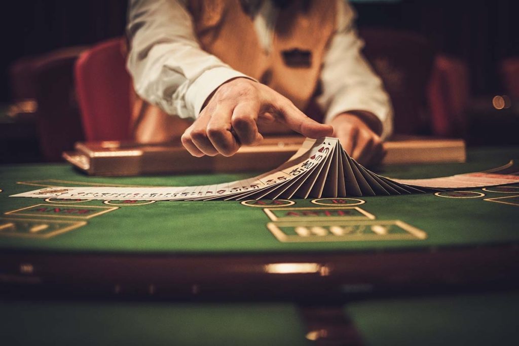 How You Can Join A Poker Club And Be A Member To Earn Money